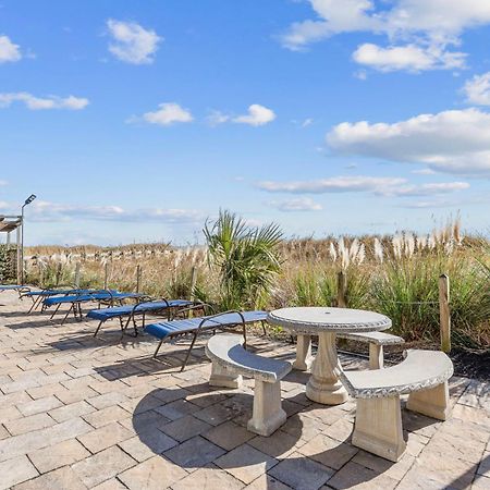 Apartamento Expansive Oceanfront Balcony At The Summit W Pool Myrtle Beach Exterior foto