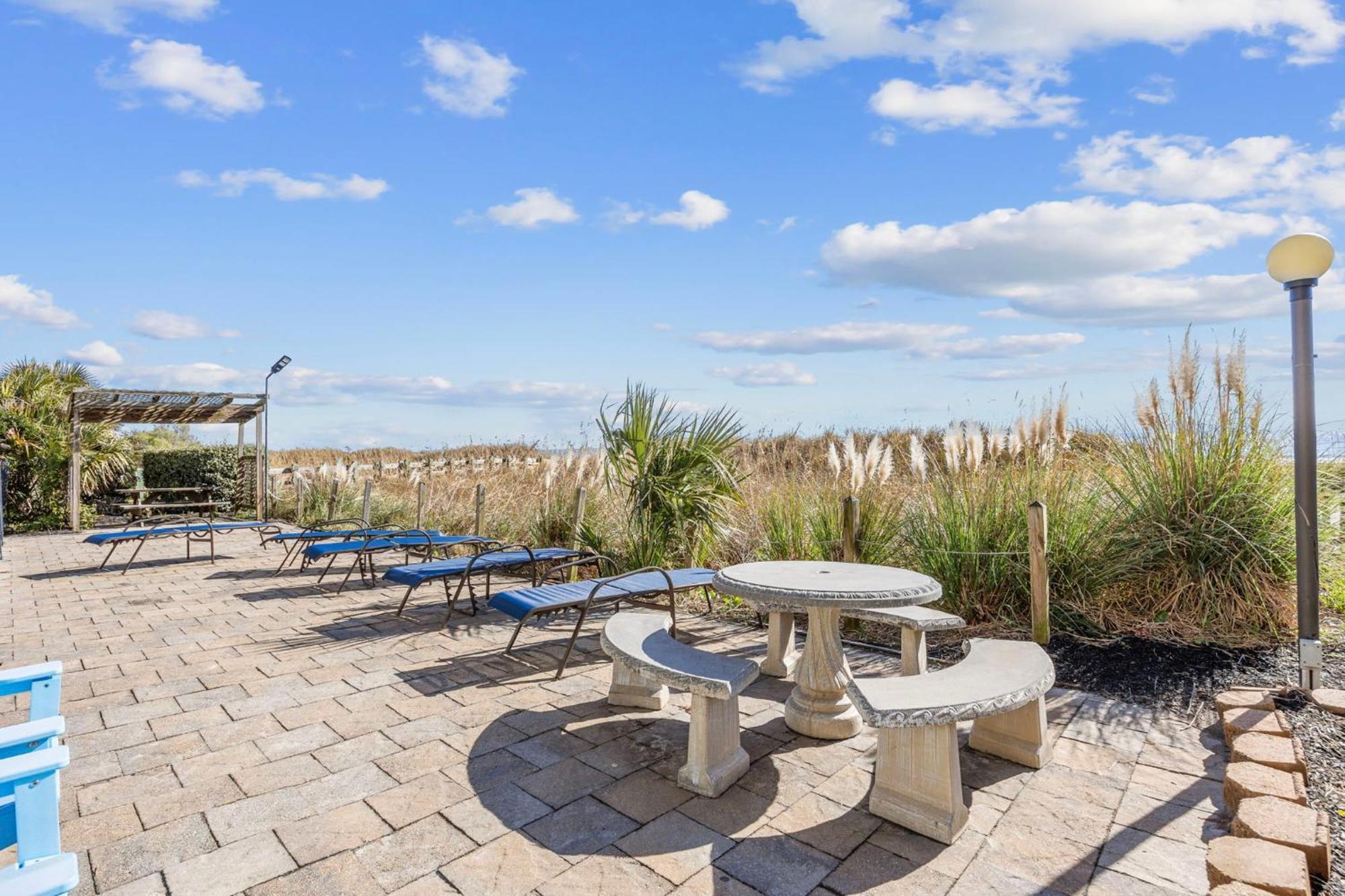 Apartamento Expansive Oceanfront Balcony At The Summit W Pool Myrtle Beach Exterior foto